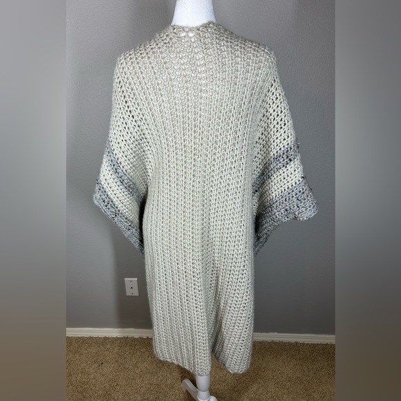 Womens Handmade Boho Crochet Coastal Cowgirl Neutral Cardigan O/S Beige Gray - Picture 9 of 11